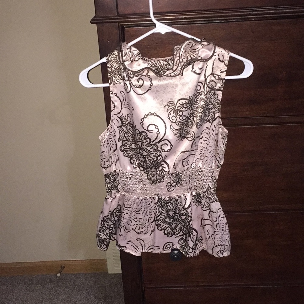 A Byer Ruffle Blouse - Picture 3 of 3